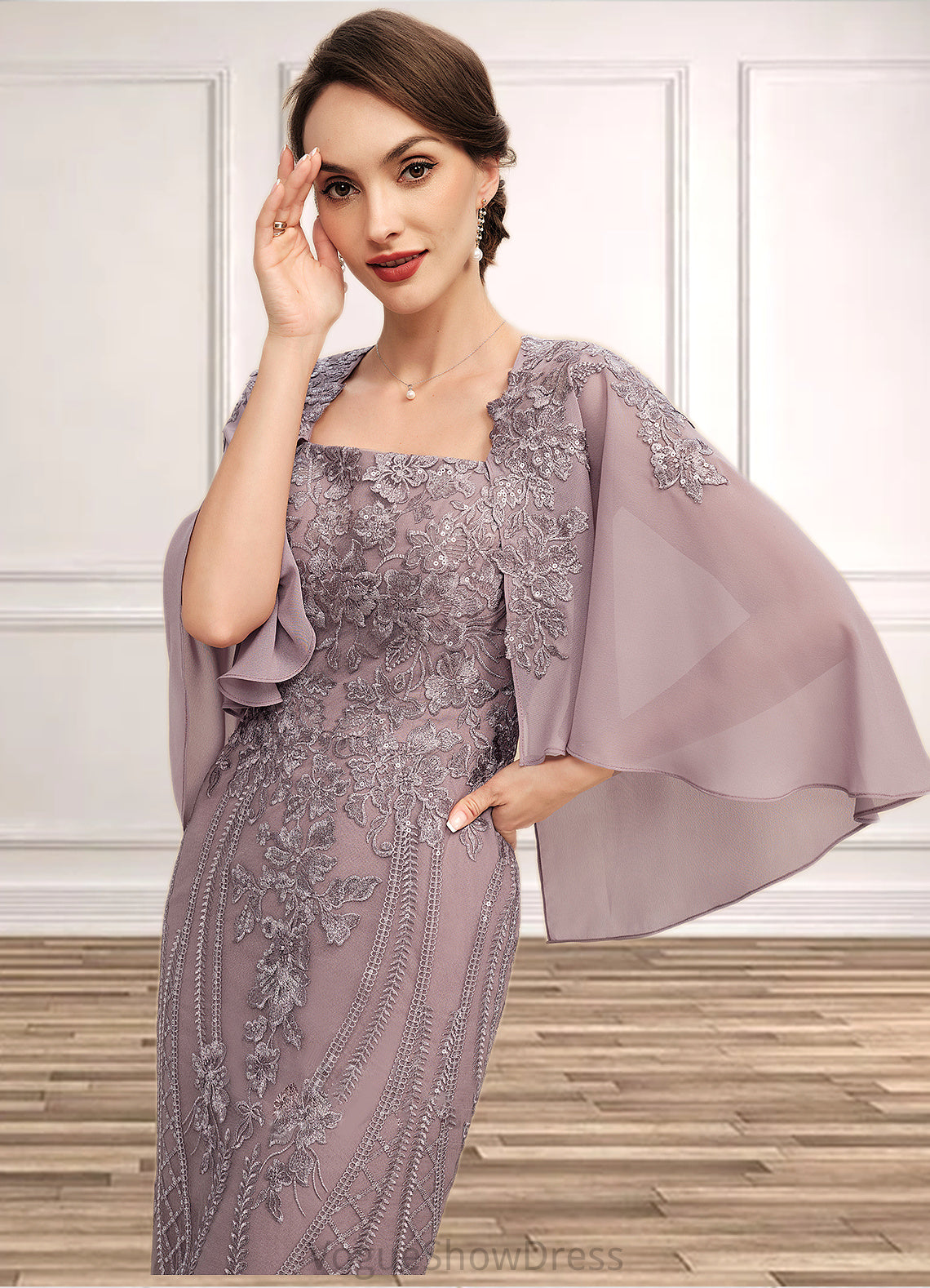 Emilie Sheath/Column Square Neckline Knee-Length Chiffon Lace Mother of the Bride Dress With Sequins DL126P0014653