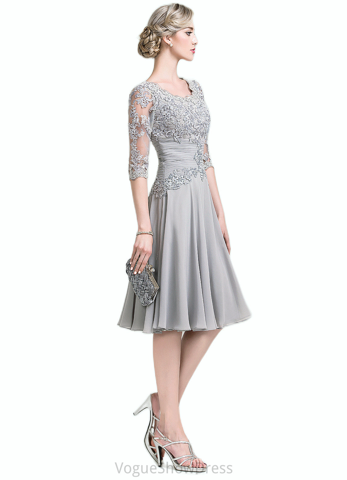 Amara A-Line Scoop Neck Knee-Length Chiffon Mother of the Bride Dress With Ruffle Appliques Lace DL126P0014715