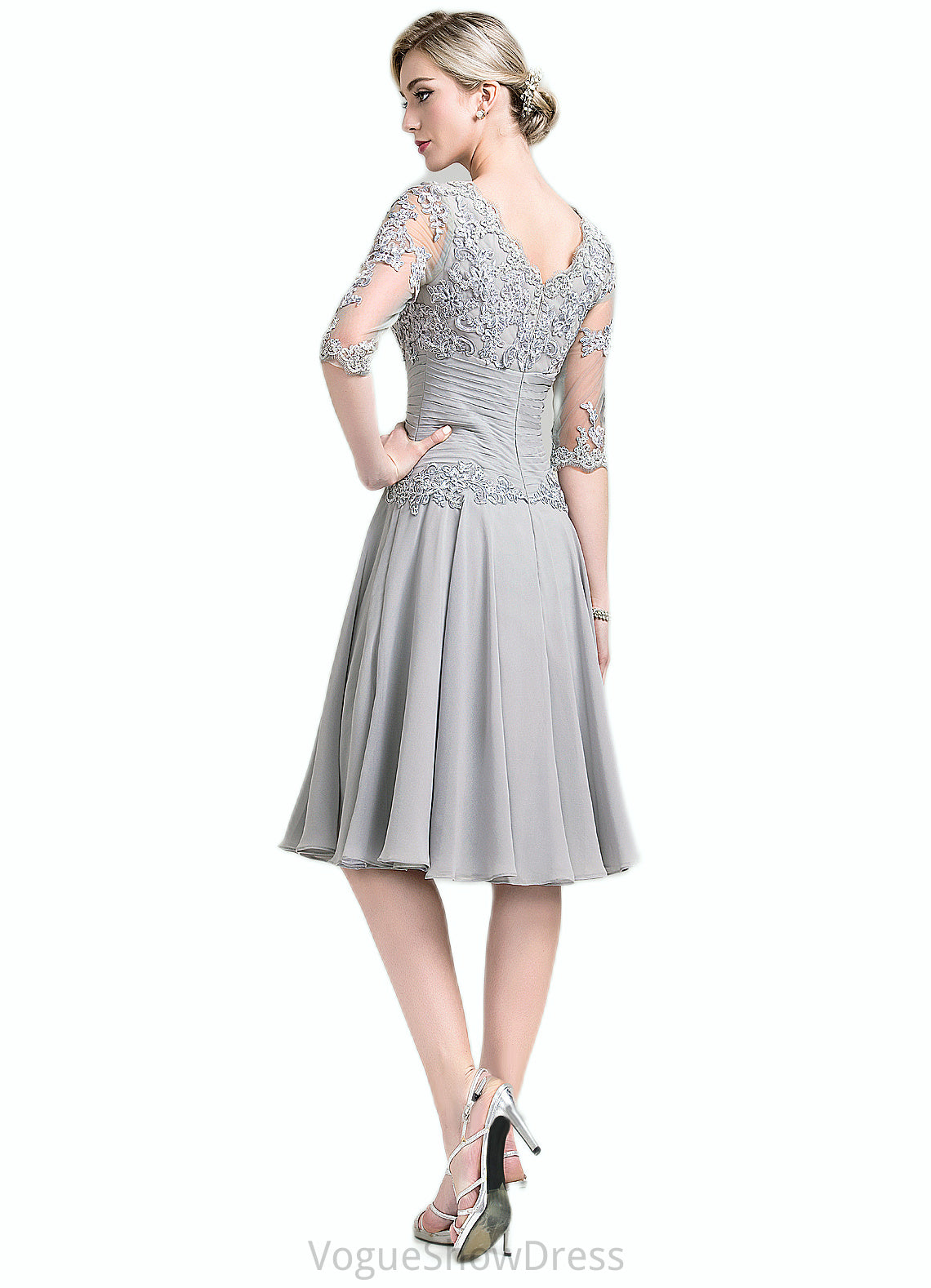 Amara A-Line Scoop Neck Knee-Length Chiffon Mother of the Bride Dress With Ruffle Appliques Lace DL126P0014715