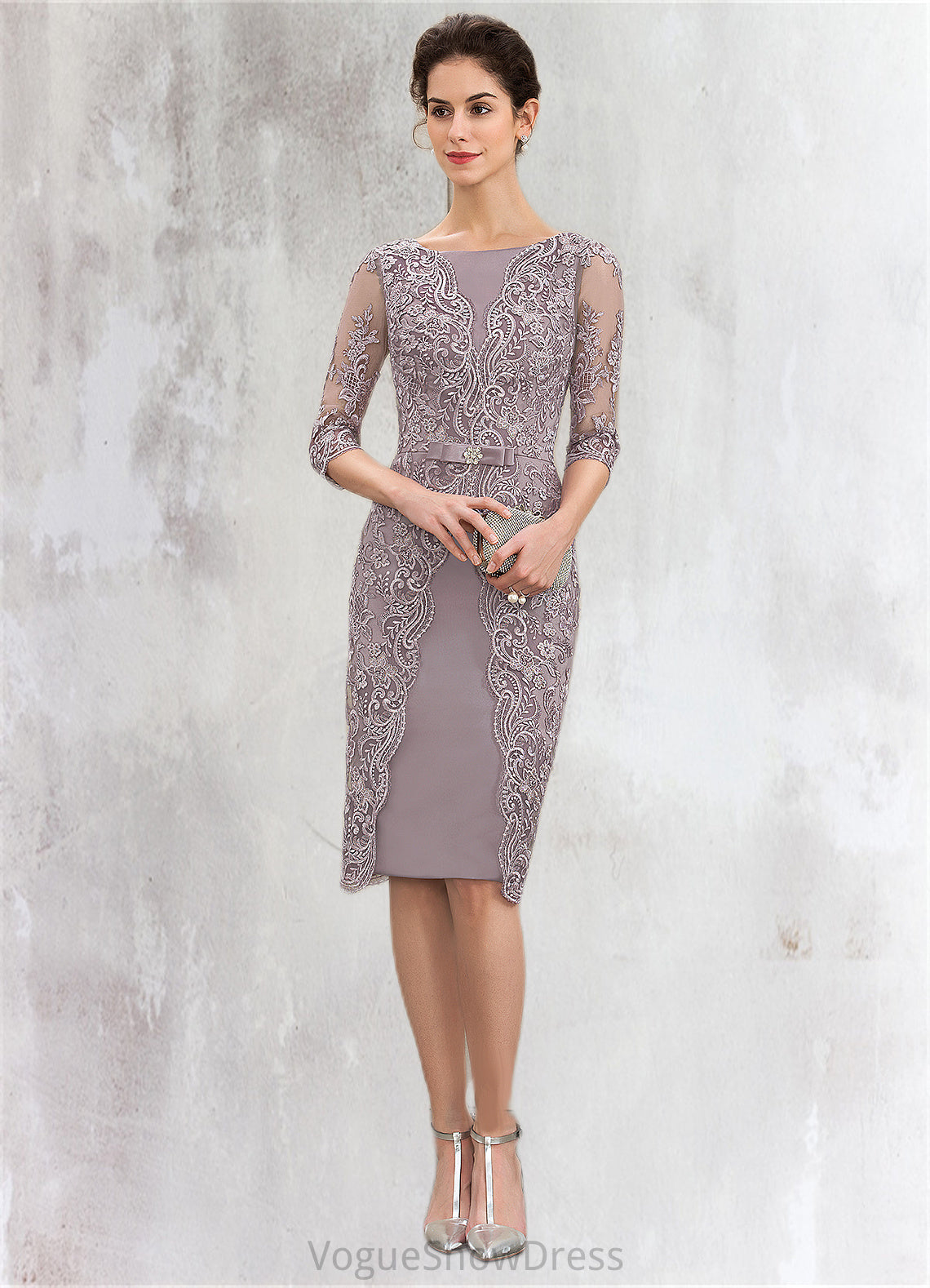 Liana Sheath/Column Scoop Neck Knee-Length Satin Lace Mother of the Bride Dress With Beading Bow(s) DL126P0014727