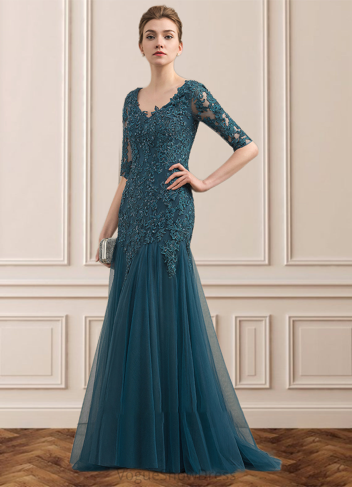 Clare Trumpet/Mermaid V-neck Sweep Train Tulle Lace Mother of the Bride Dress With Beading Sequins DL126P0014804