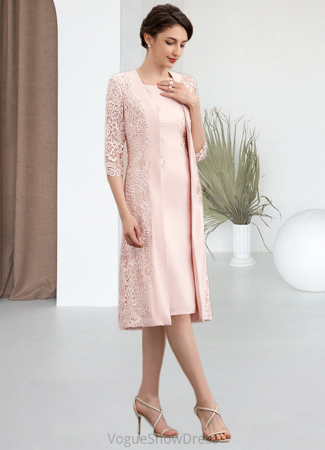 Mariyah Sheath/Column Scoop Neck Knee-Length Lace Stretch Crepe Mother of the Bride Dress DL126P0014843