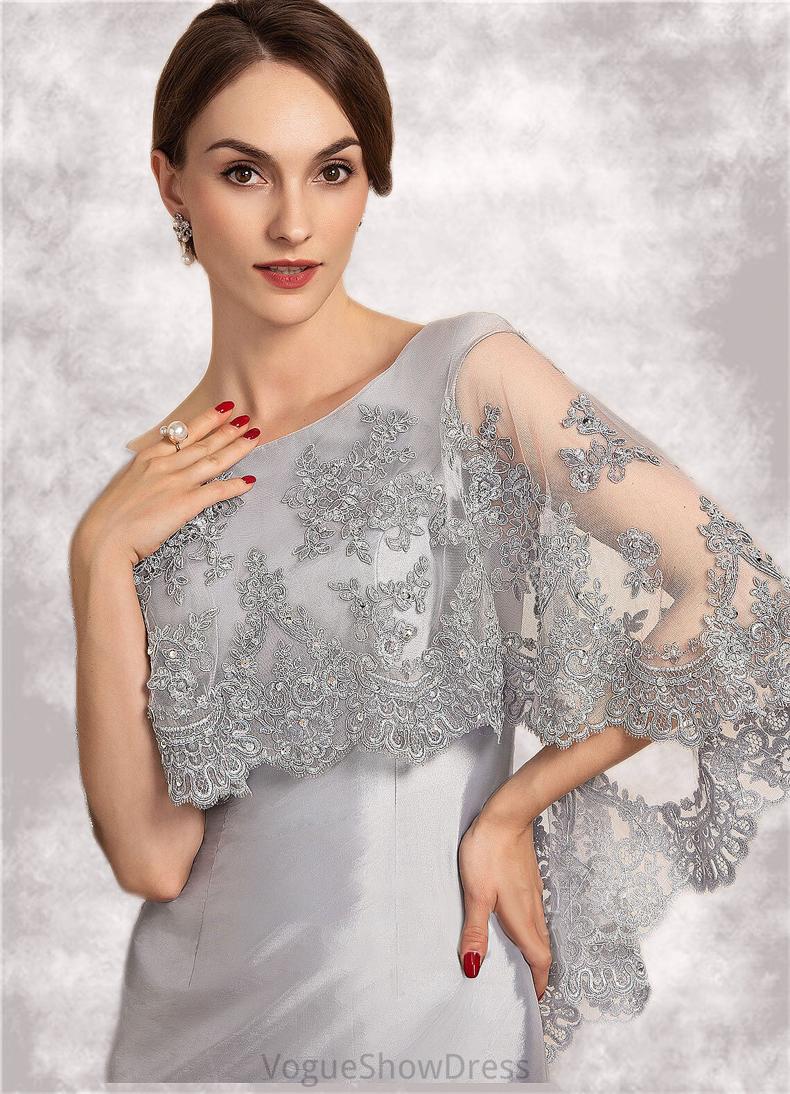 Val Sheath/Column Scoop Neck Knee-Length Taffeta Lace Mother of the Bride Dress With Beading Sequins DL126P0014886