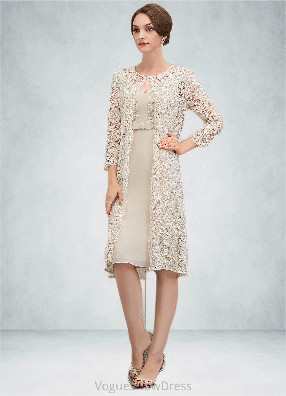 Phoebe Sheath/Column V-neck Knee-Length Chiffon Lace Mother of the Bride Dress With Bow(s) DL126P0014924