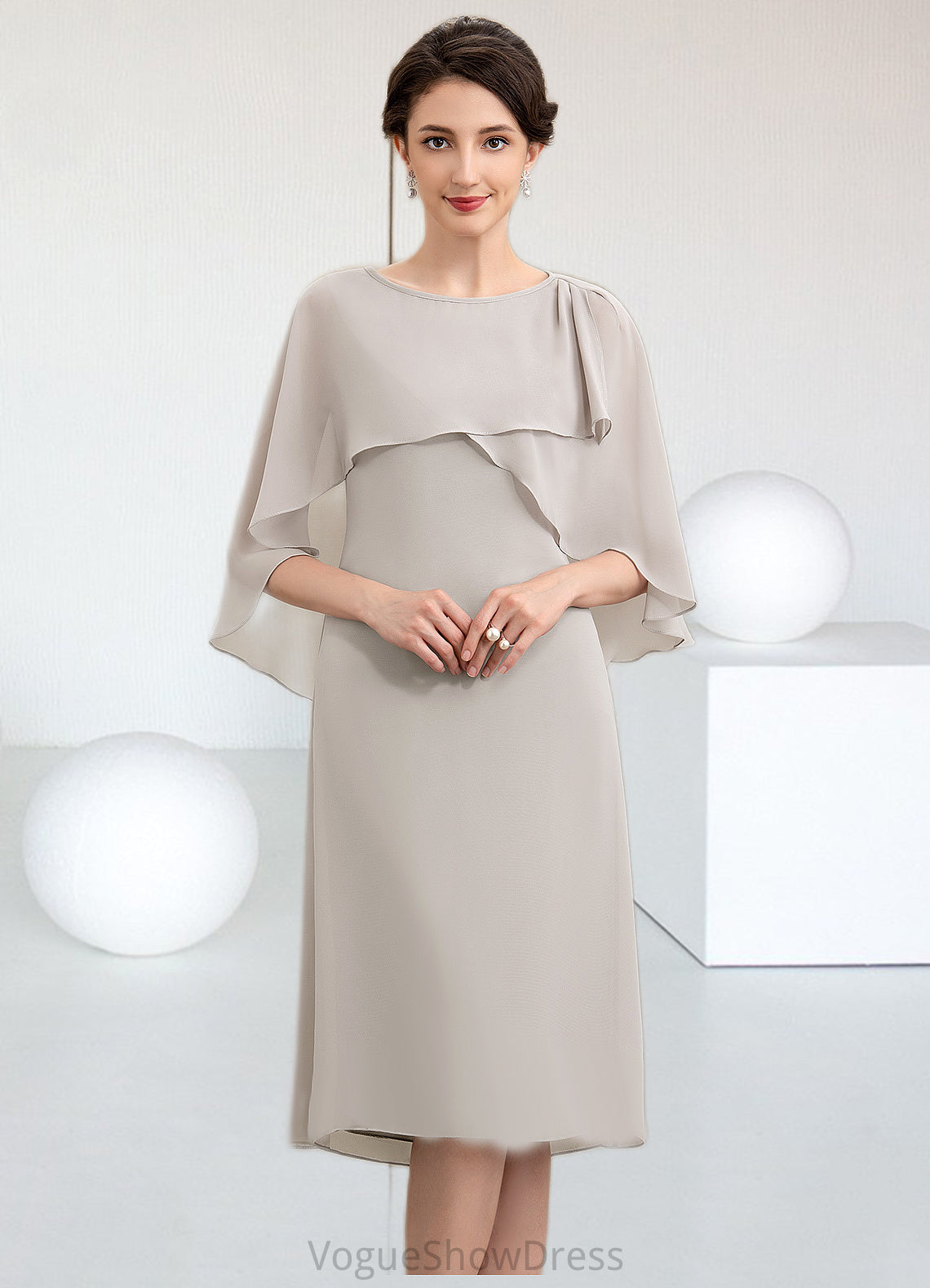 Lainey A-Line Scoop Neck Knee-Length Chiffon Mother of the Bride Dress DL126P0014935