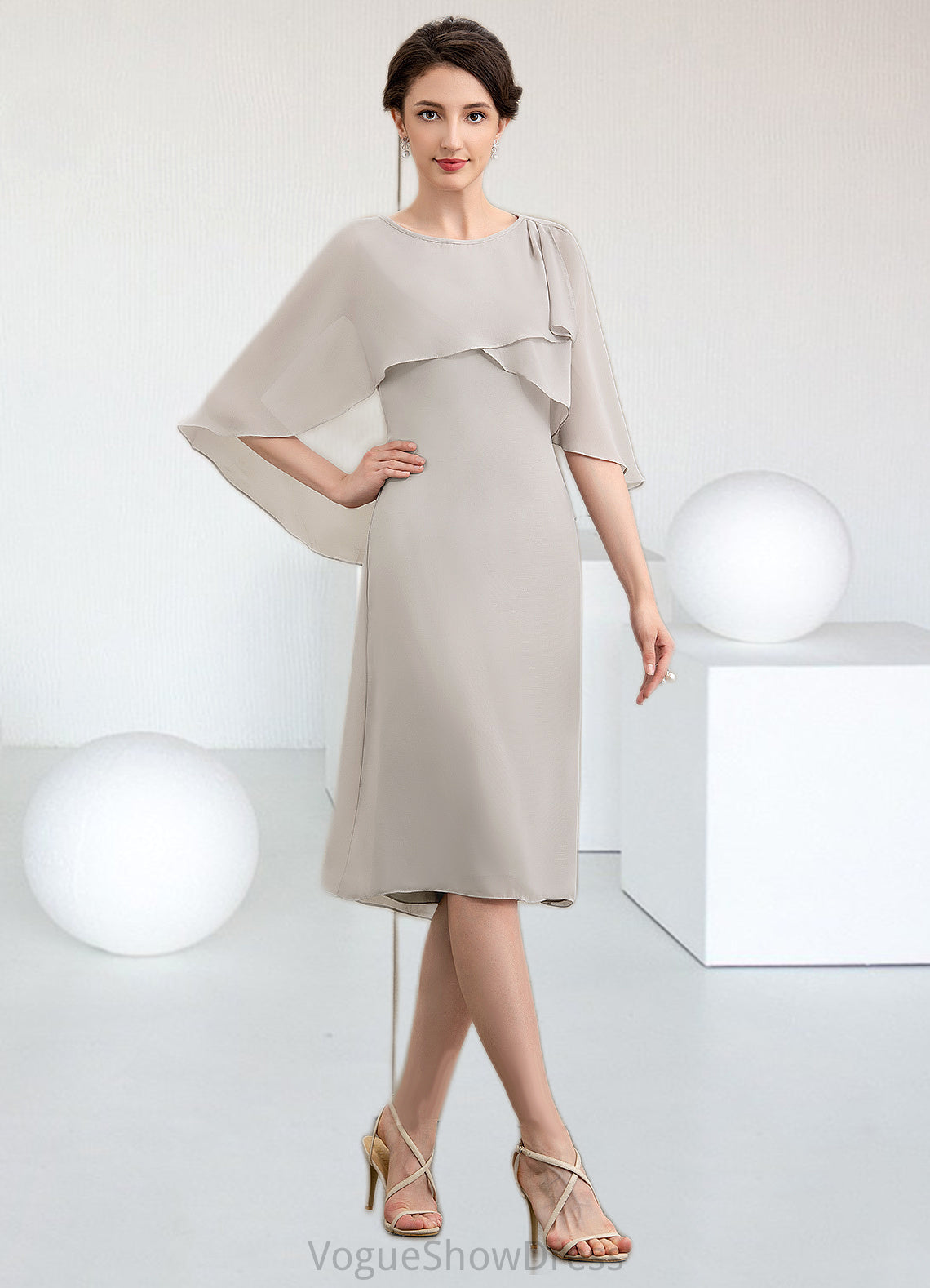 Lainey A-Line Scoop Neck Knee-Length Chiffon Mother of the Bride Dress DL126P0014935