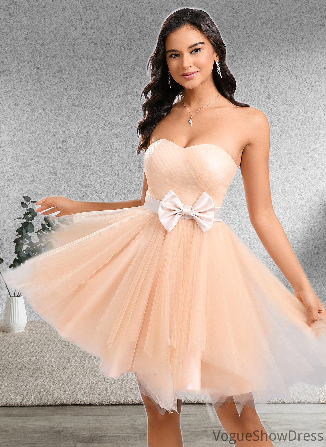 Sloane Ball-Gown/Princess Sweetheart Short Tulle Homecoming Dress With Bow DLP0025719