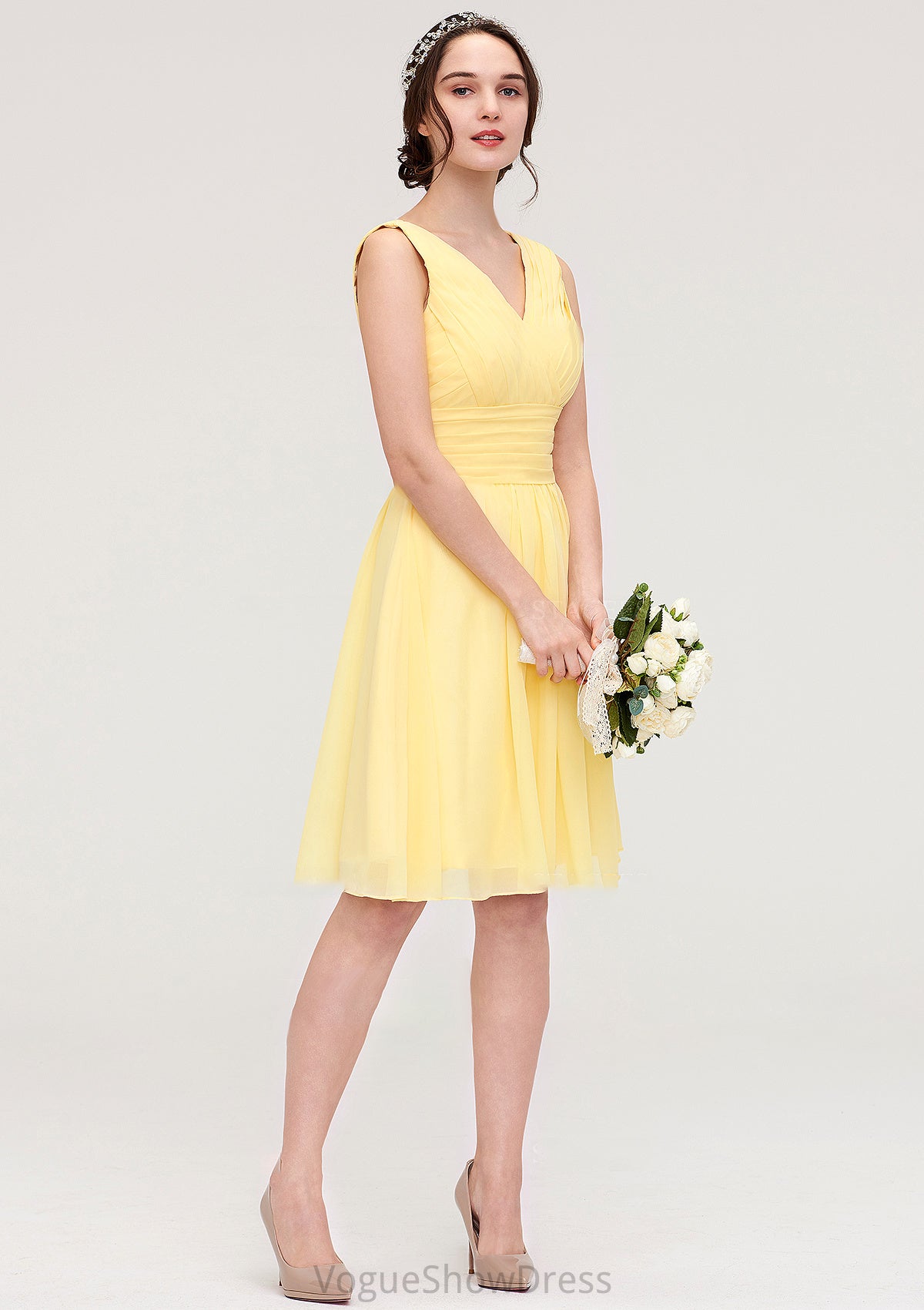 V Neck Sleeveless A-line/Princess Chiffon Knee-Length Bridesmaid Dresses With Pleated Cara DLP0025414