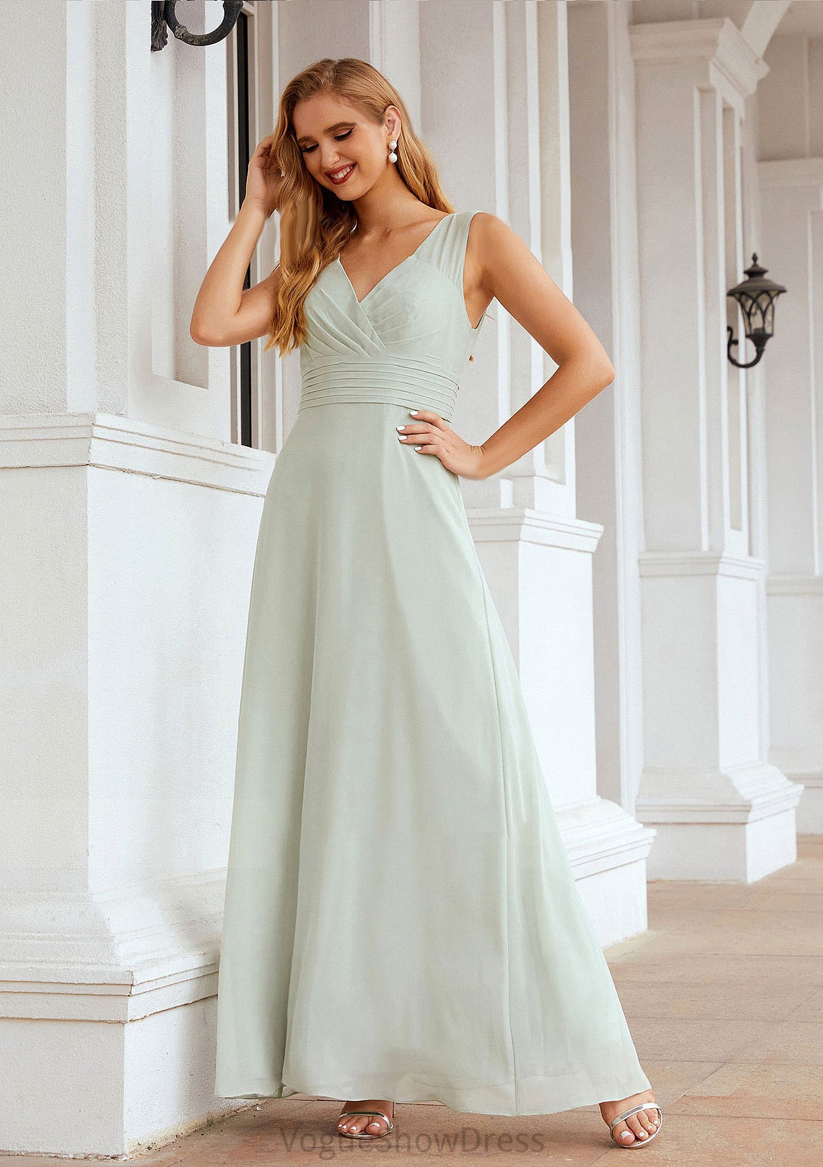 A-line V Neck Long/Floor-Length Chiffon Bridesmaid Dresses With Pleated Kaya DLP0025625