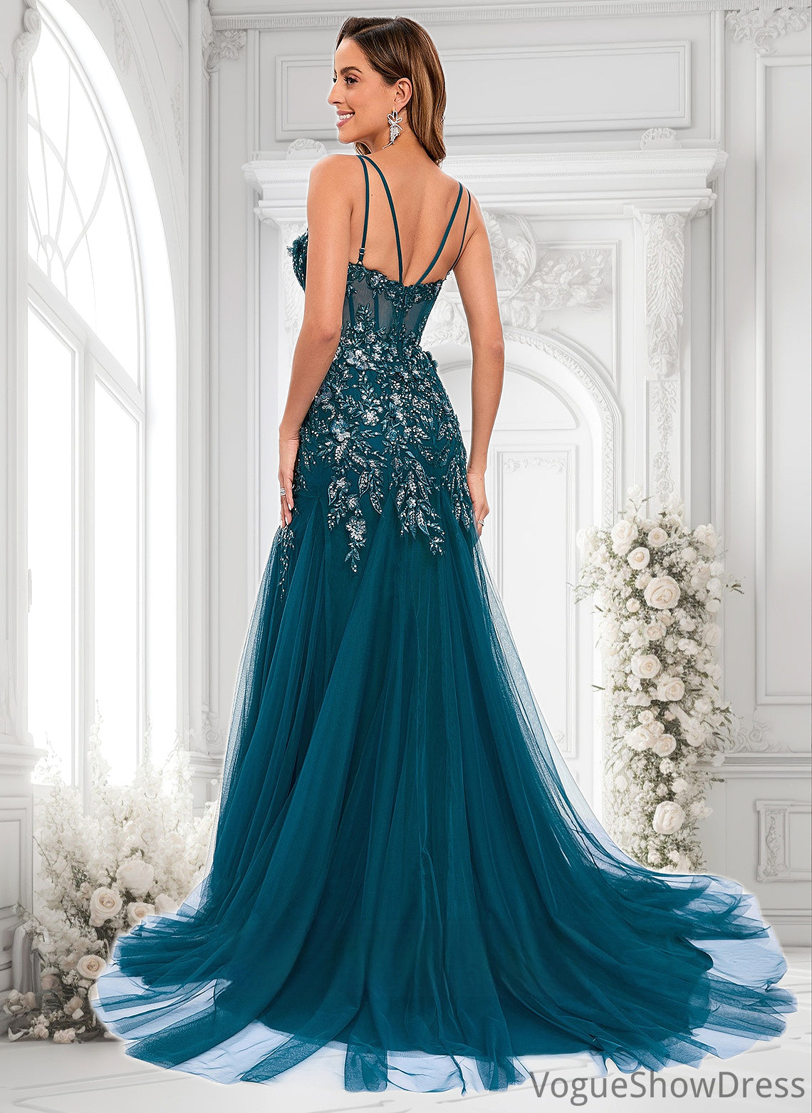 Holly Trumpet/Mermaid V-Neck Sweep Train Tulle Prom Dresses With Sequins Appliques Lace DLP0025853