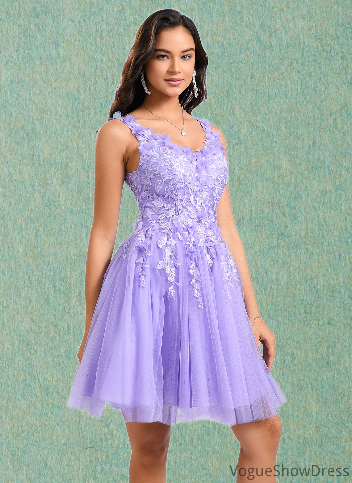 Diamond Ball-Gown/Princess V-Neck Short Lace Tulle Homecoming Dress With Flower DLP0025656