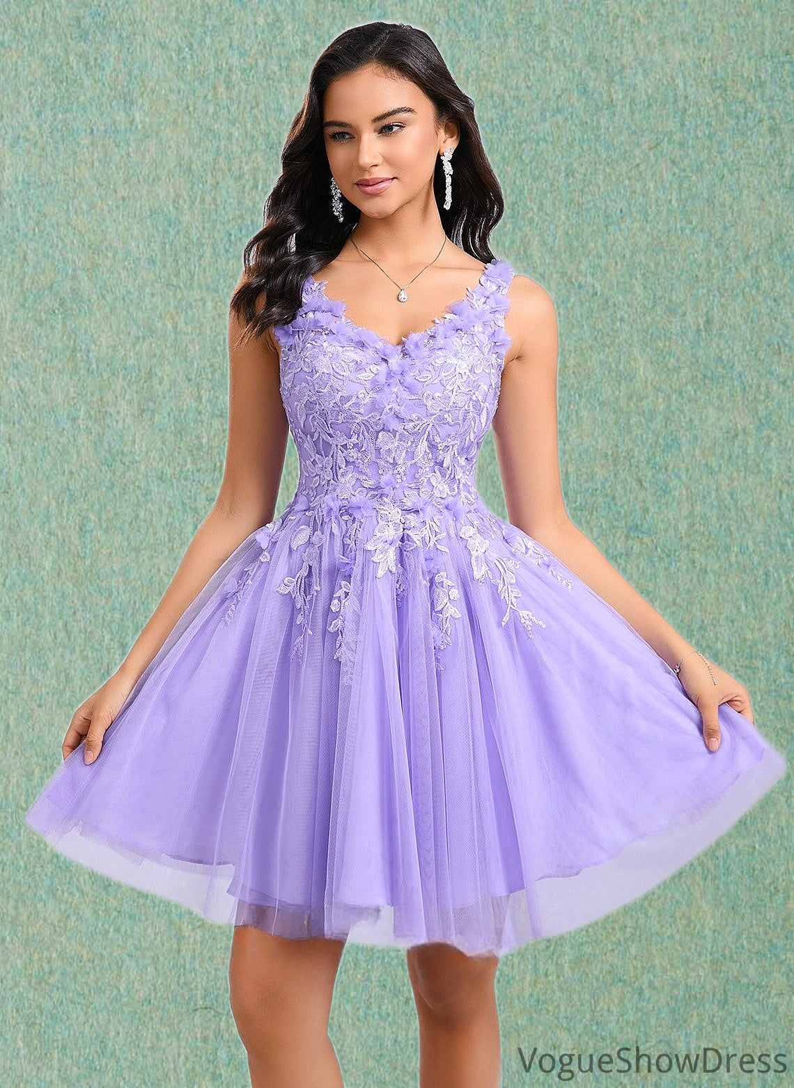 Diamond Ball-Gown/Princess V-Neck Short Lace Tulle Homecoming Dress With Flower DLP0025656