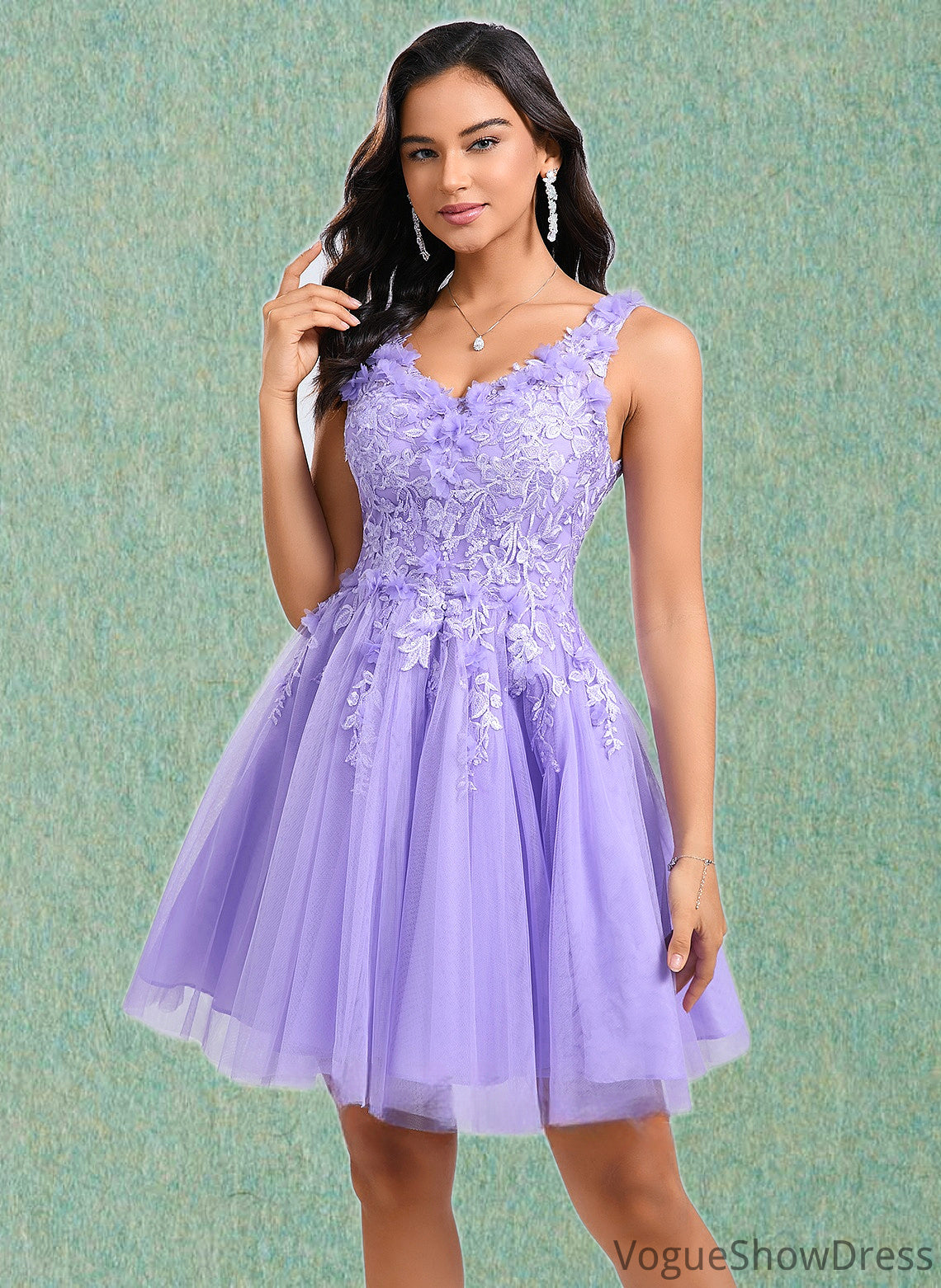 Diamond Ball-Gown/Princess V-Neck Short Lace Tulle Homecoming Dress With Flower DLP0025656