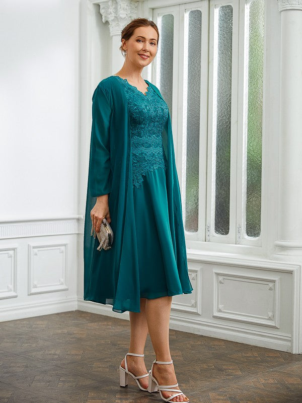 Pam A-Line/Princess Chiffon Ruched V-neck Short Sleeves Knee-Length Mother of the Bride Dresses DLP0020268