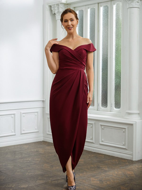 Lillian Sheath/Column Stretch Crepe Ruched Off-the-Shoulder Sleeveless Floor-Length Mother of the Bride Dresses DLP0020245