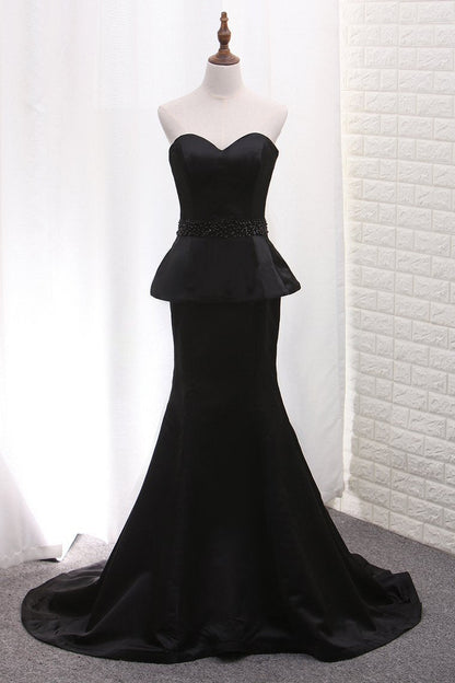 2024 Mermaid Evening Dresses Sweetheart Satin With Beading Sweep Train