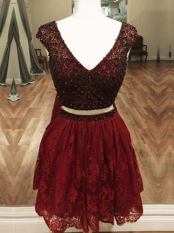 2024 A-Line V Monique Neck Homecoming Dresses Cap Sleeve Two Piece Beading Lace Cut Short/Mini