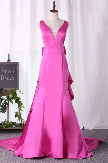 2024 New Arrival V Neck Satin With Bow Knot Mermaid Prom Dresses