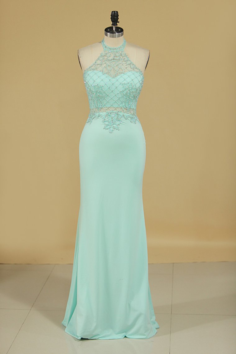 2024 Spandex Mermaid Prom Dresses With Beading Sweep Train