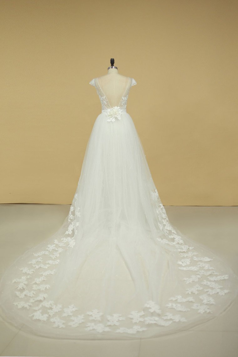 2024 Bateau Sheath Wedding Dresses Tulle With Applique And Sash