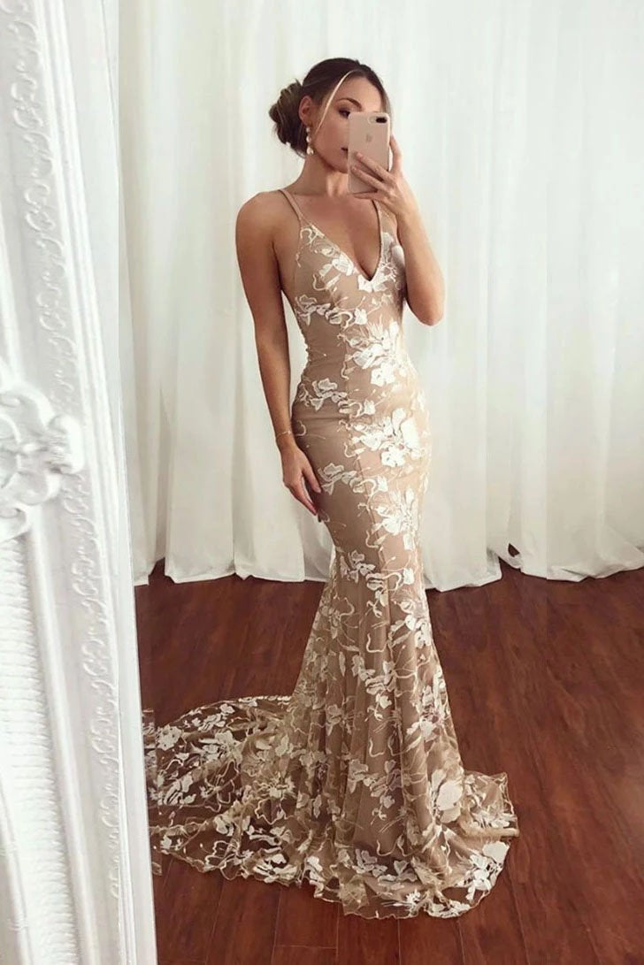 Sexy Mermaid V neck Lace Appliques Long Prom Dresses Spaghetti Straps Formal Dresses SRS15342