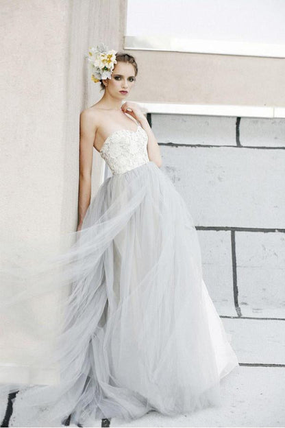 Sexy Top A-line White Lace Grey Tulle Strapless Sweetheart Neck Wedding Dress