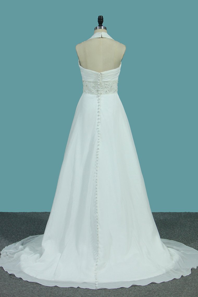 A Line Chiffon Wedding Dresses With Beading & Sequince Court Train