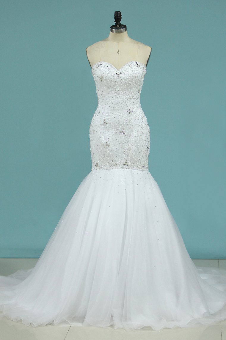 2024 Full Beaded Bodice Wedding Dress Sweetheart With Tulle Skirt Lace Up