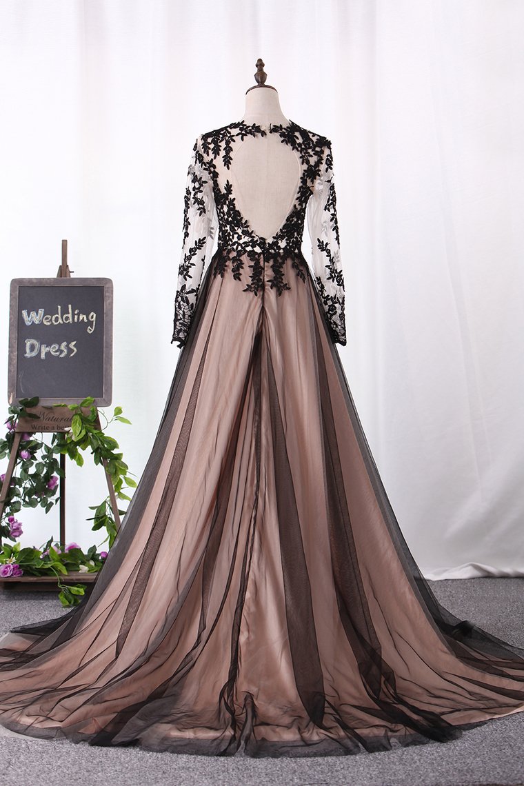 2024 Evening Dresses Scoop Long Sleeves A Line Tulle With Applique And Slit