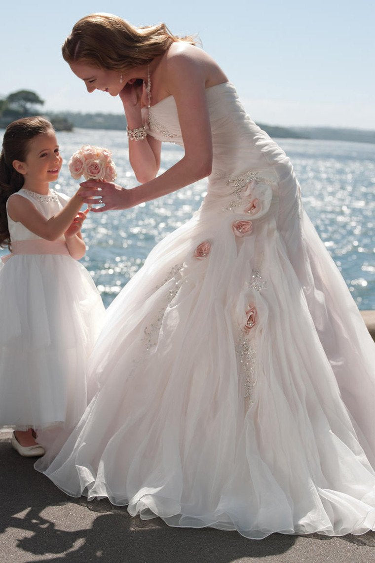 Unique Wedding Dresses Strapless Mermaid Ruffled Bodice With Handmade Flowers And Beads