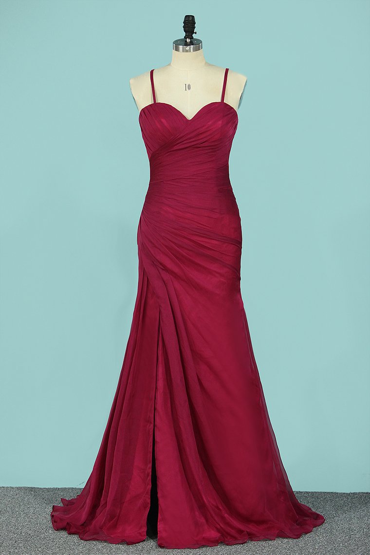 2024 Sweetheart Bridesmaid Dresses Mermaid Chiffon With Ruffles And Slit