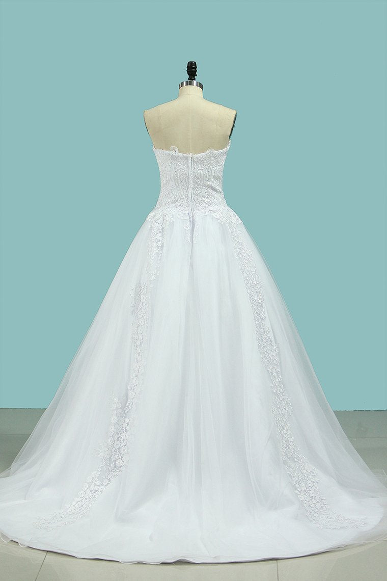 2024 A Line Sweetheart With Applique & Beads Wedding Dresses Tulle