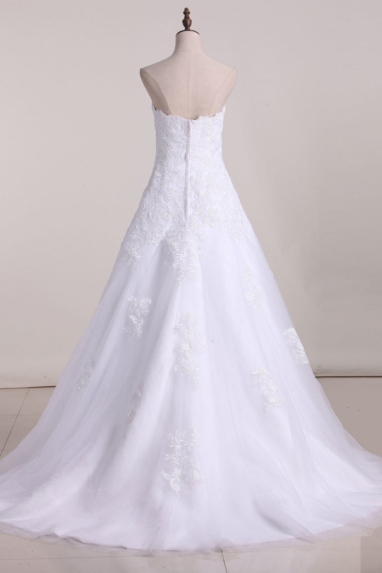 2024 Strapless Wedding Dresses A Line Tulle With Applique Court Train