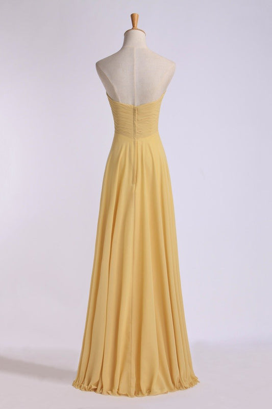 2024 Bridesmaid Dresses Floor Length Sweetheart Sheath/Column Chiffon With Ruffle