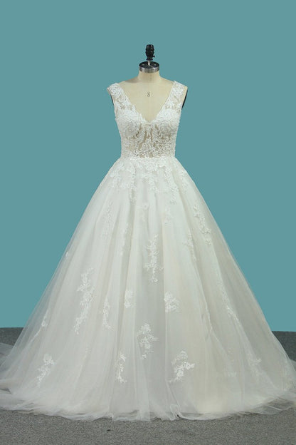 2024 Tulle Wedding Dresses V Neck A Line With Applique Court Train