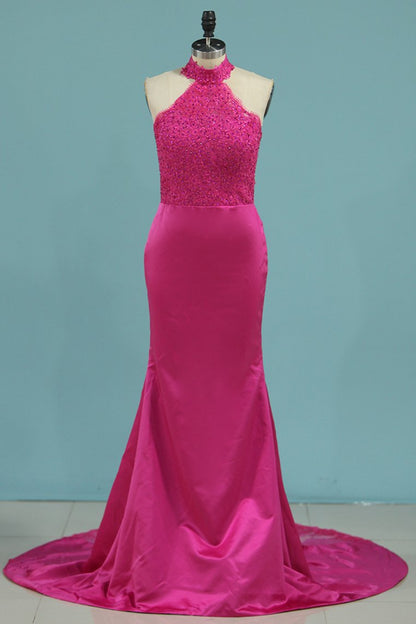 2024 Bridesmaid Dresses Halter Mermaid Satin With Applique Sweep Train