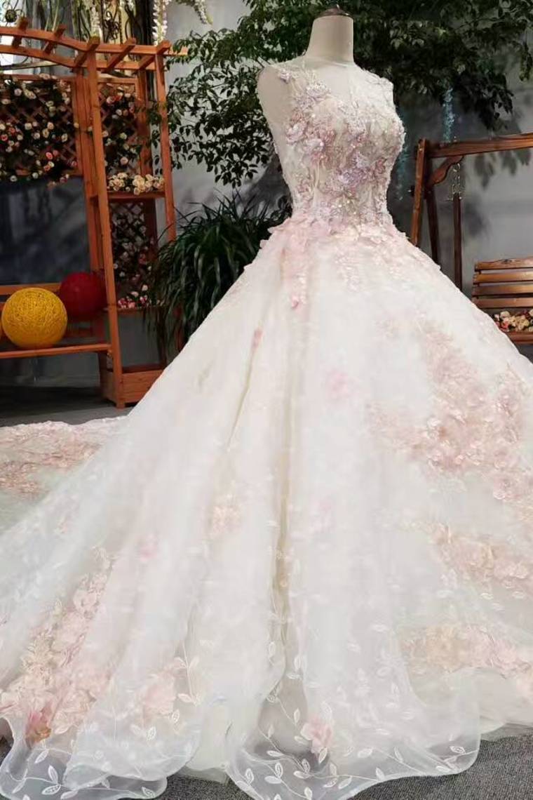 Luxurious Floral Wedding Dresses Scoop Neck With Appliques And Sequins Lace Up