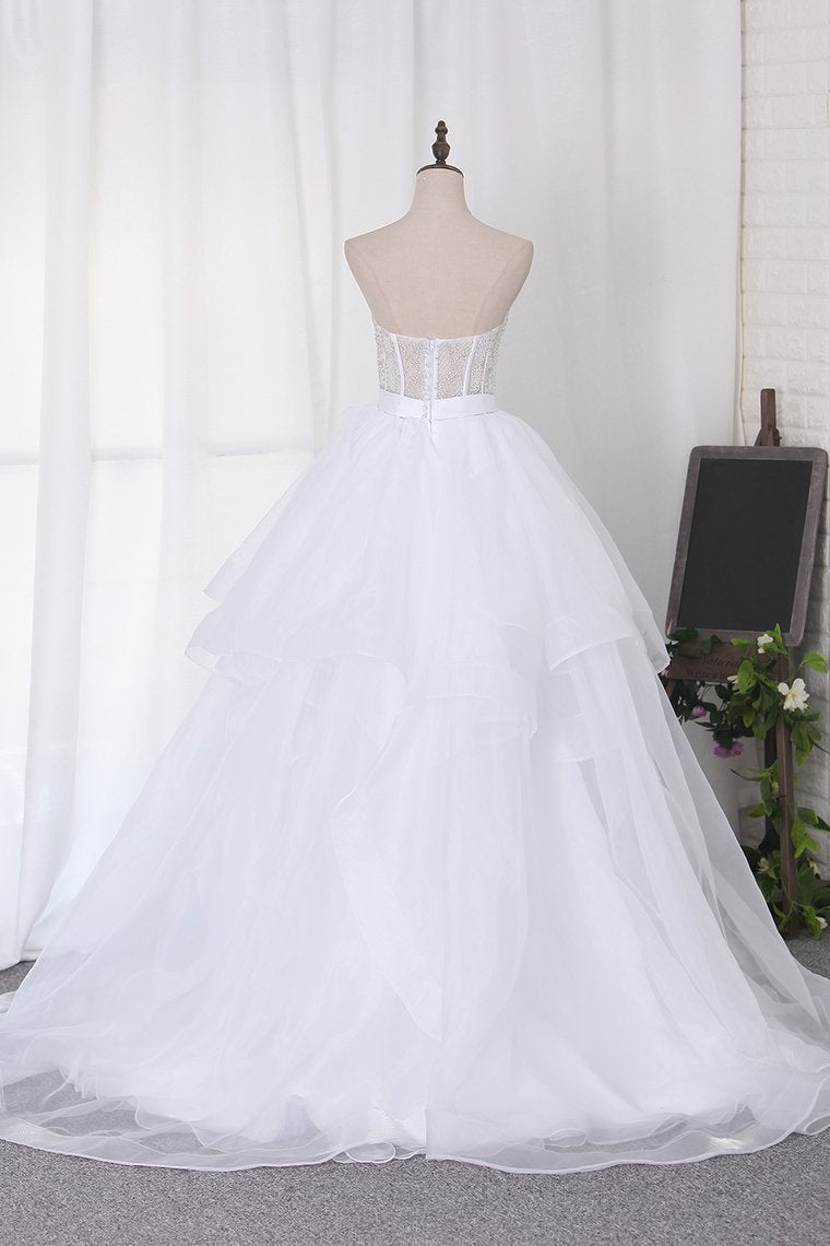 2024 Wedding Dresses Sweetheart Beaded Bodice Court Train Organza