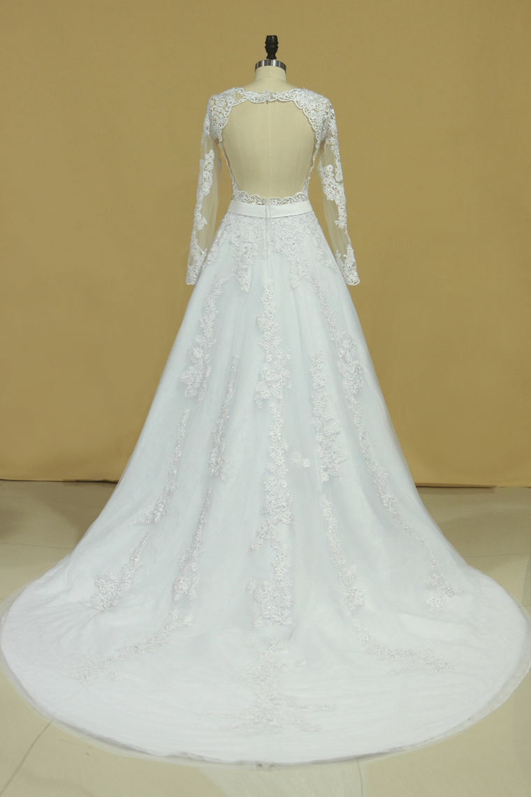 2024 Hot Wedding Dresses Scoop Long Sleeves With Applique & Sash Tulle