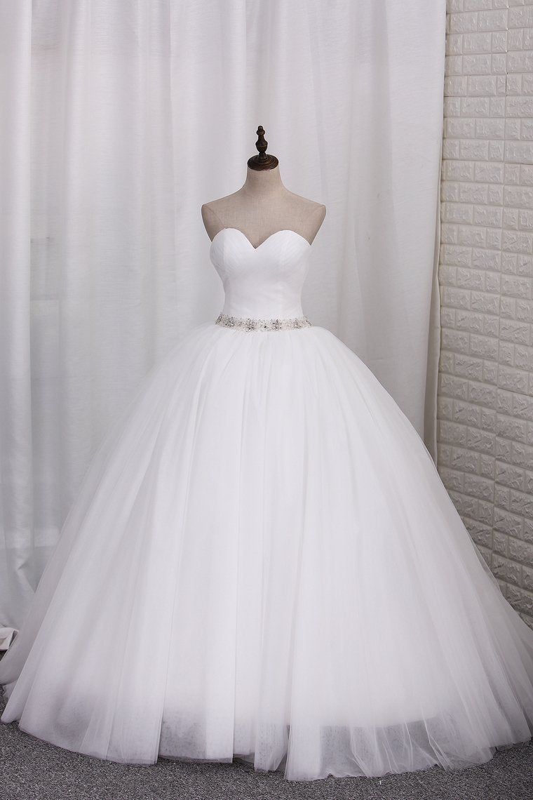 New Wedding Dresses Tulle Ball Gown Sweetheart Ruched Bodice Lace Up Back