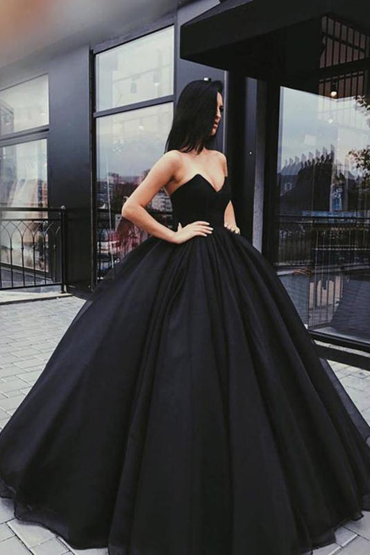 Black Sweetheart Ball Gown Beaded Princess Cheap Strapless Prom Quinceanera Dresses JS852