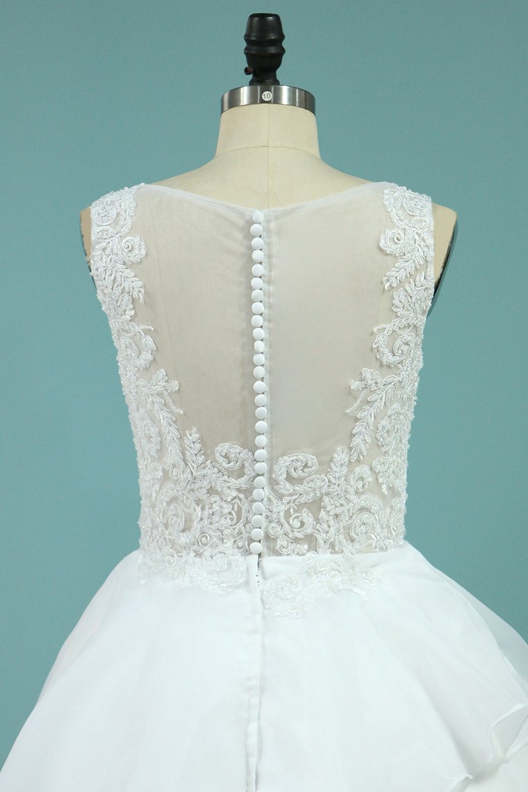 2024 New Arrival Wedding Dresses Straps A Line Organza With Applique