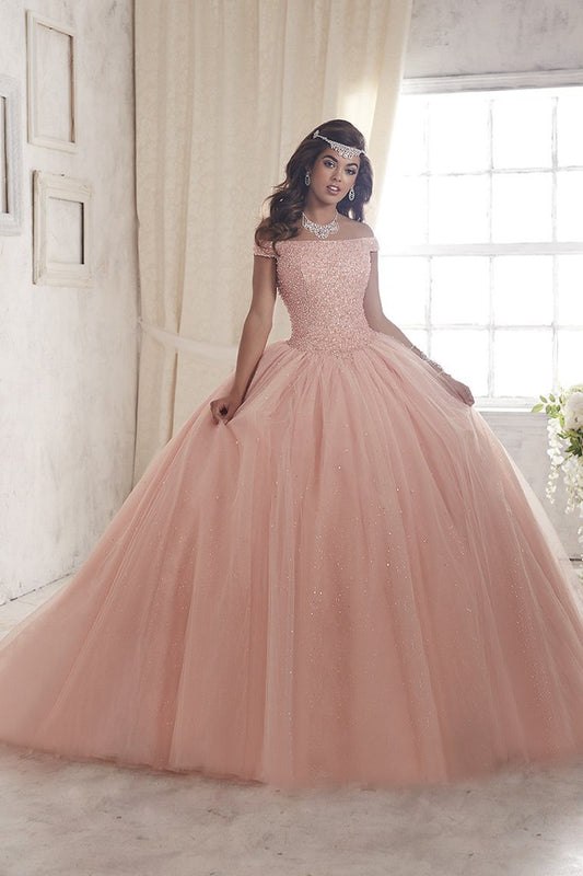 Ball Gown Boat Neck Quinceanera Dresses Tulle With Beading