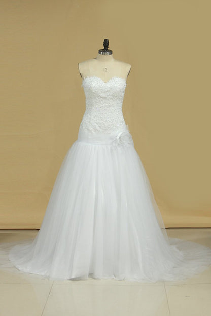 2024 Tulle Sweetheart With Applique Wedding Dresses A Line Sweep Train