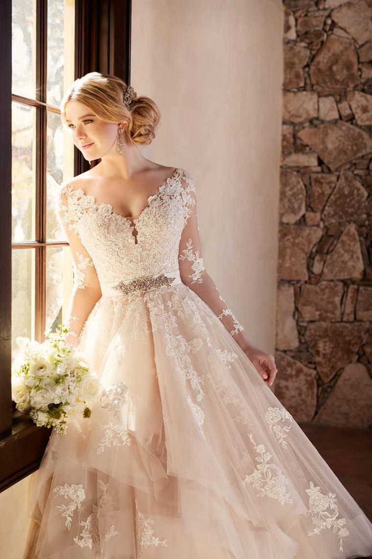 2024 New Arrival V Neck Long Sleeves Tulle With Applique Wedding Dresses A Line