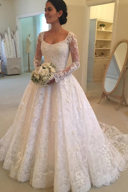 Amazing Long Sleeves Ball Gown Long Ivory Lace Wedding Dresses