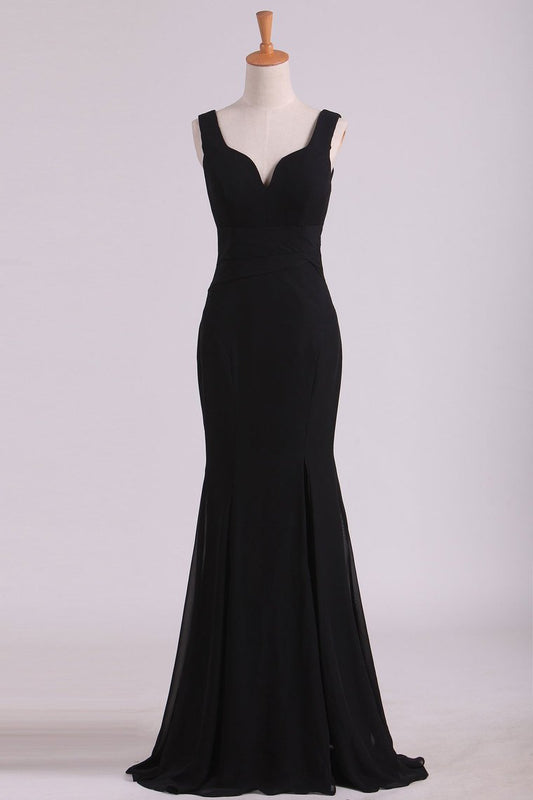 Straps Bridesmaid Dresses Mermaid With Slit Chiffon Black