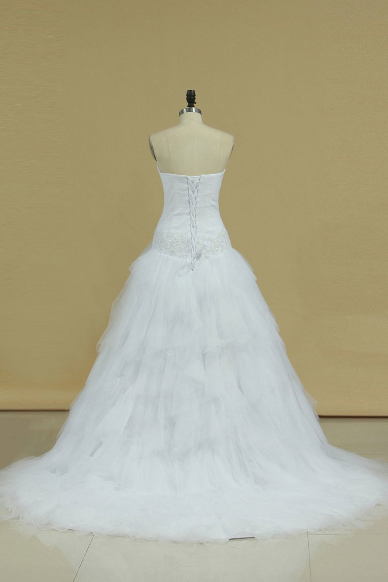 2024 Tulle Wedding Dresses Strapless With Applique And Ruffles Court Train