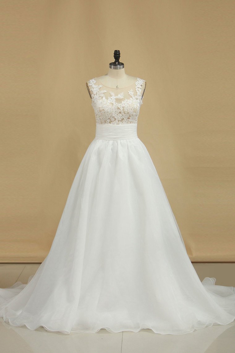 2024 New Arrival Scoop With Applique Organza Wedding Dresses A Line