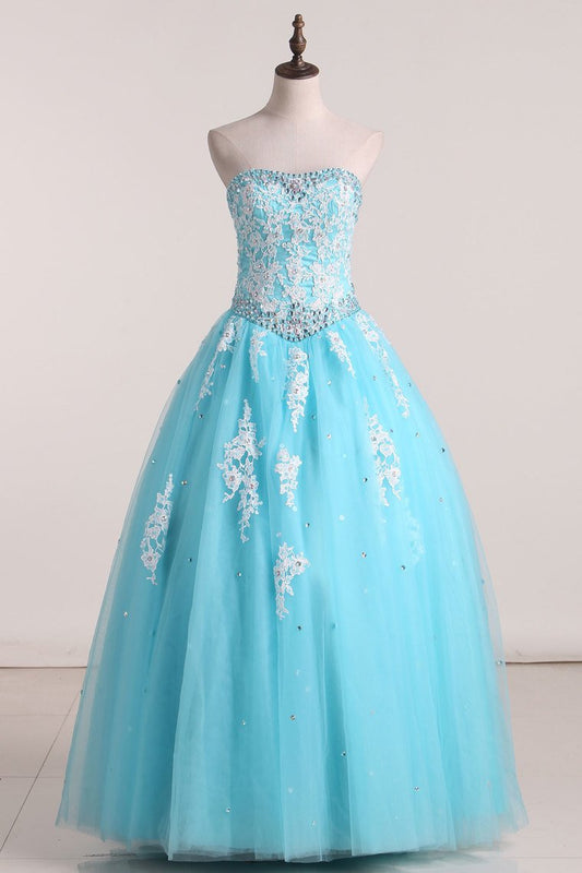 2024 Strapless Quinceanera Dresses With Appliques Floor Length Tulle